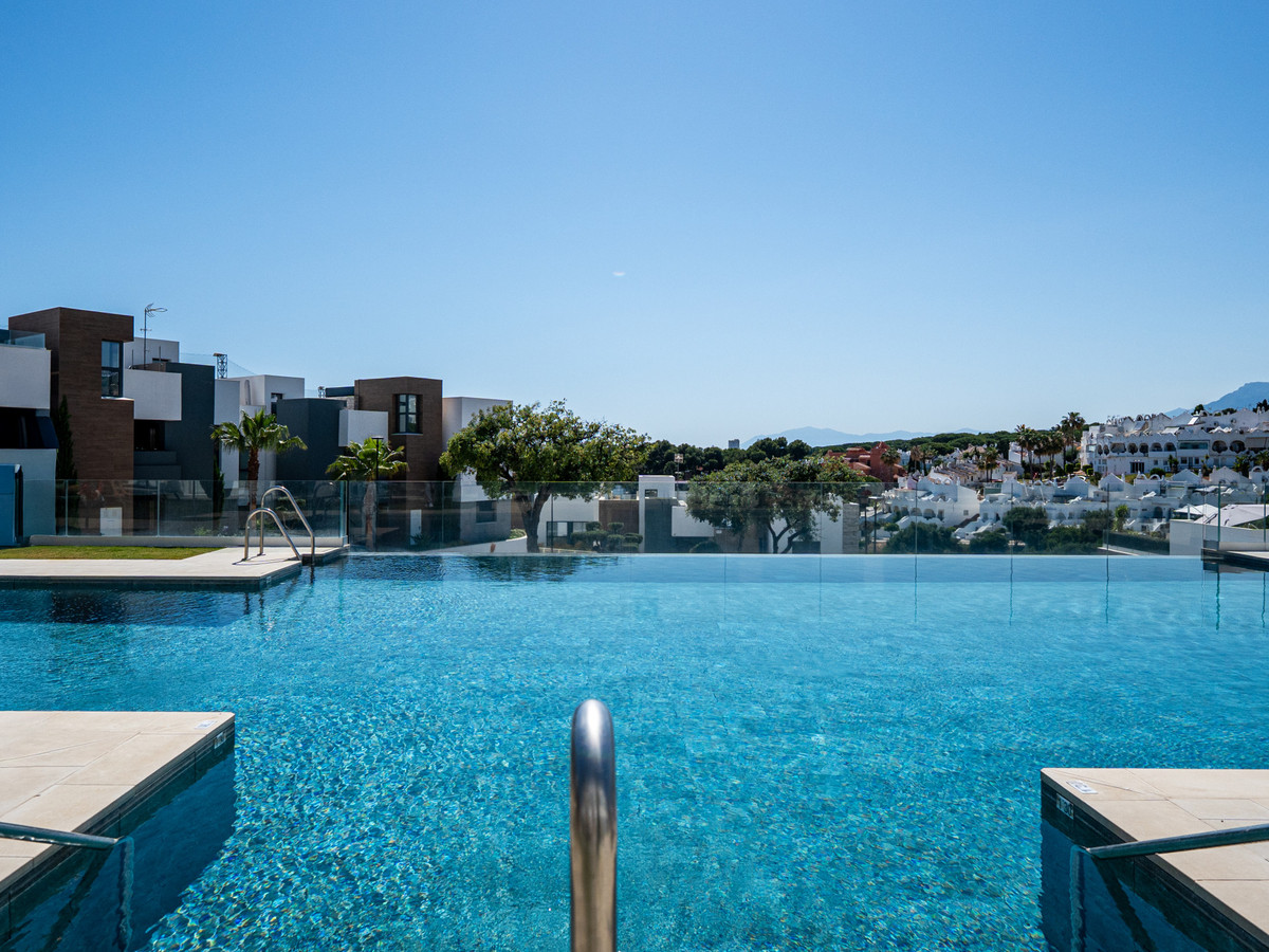 Appartement te koop in Cabopino | 3 slaapkamers H5410597