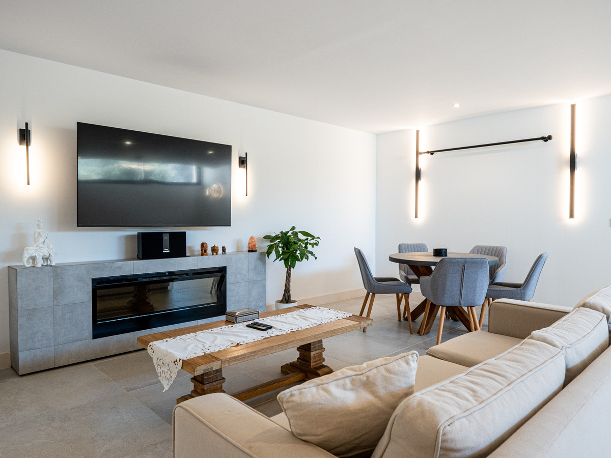 Appartement te koop in Cabopino | 3 slaapkamers H5410597