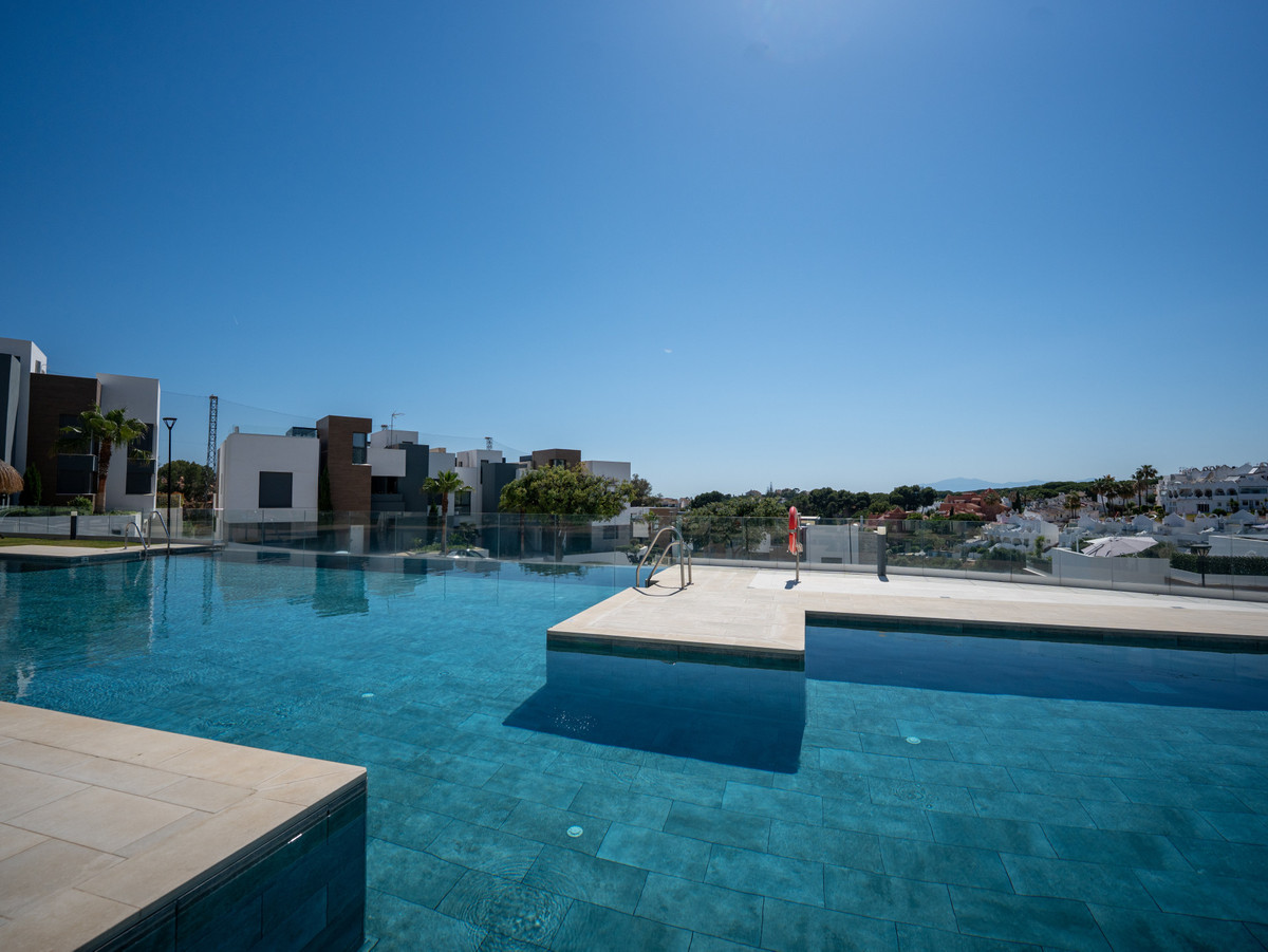 Appartement te koop in Cabopino | 3 slaapkamers H5410597