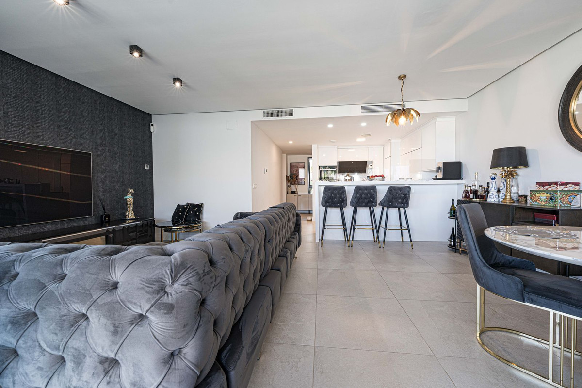 Appartement te koop in Cabopino | 3 slaapkamers H5476870