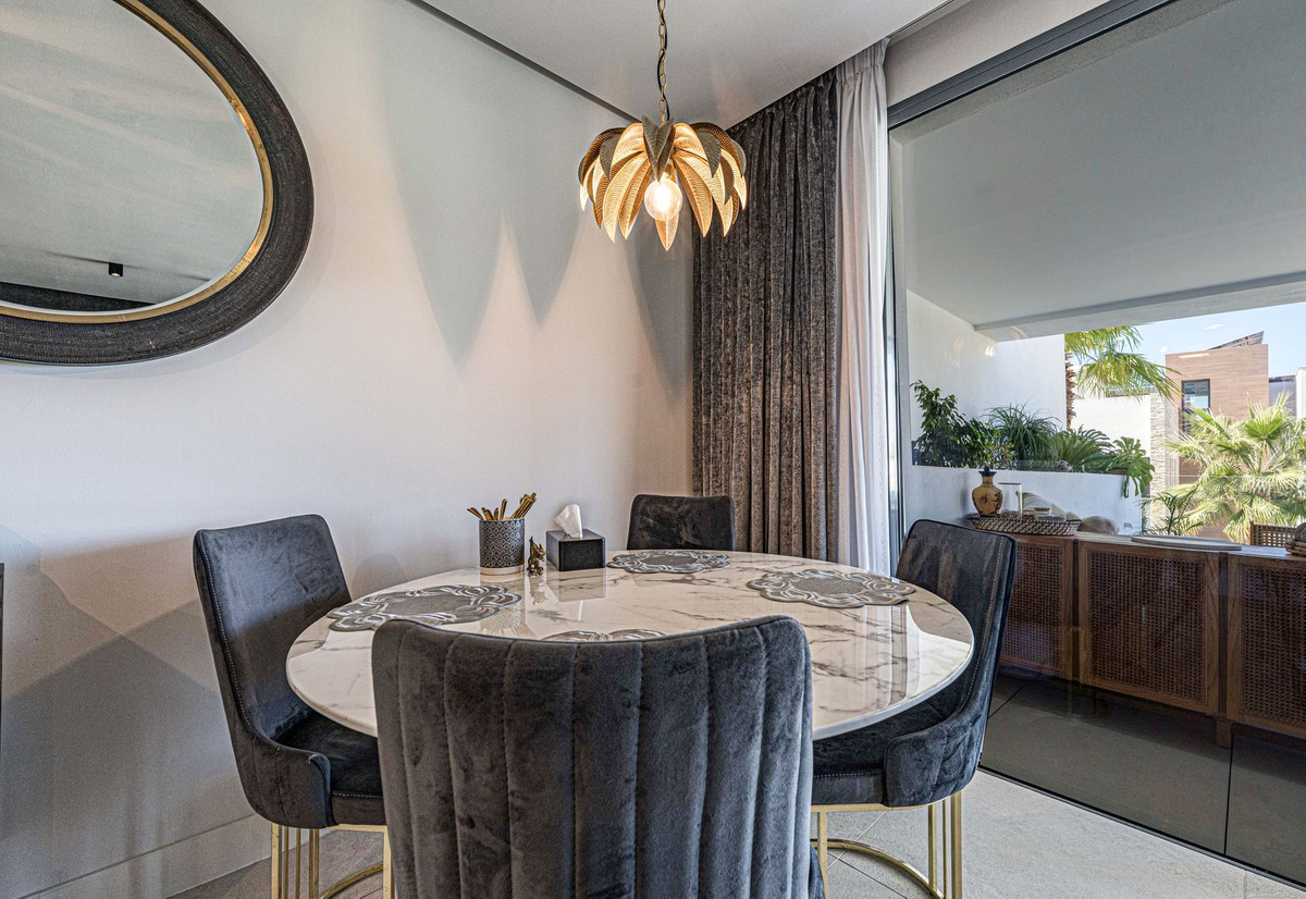 Appartement te koop in Cabopino | 3 slaapkamers H5476870