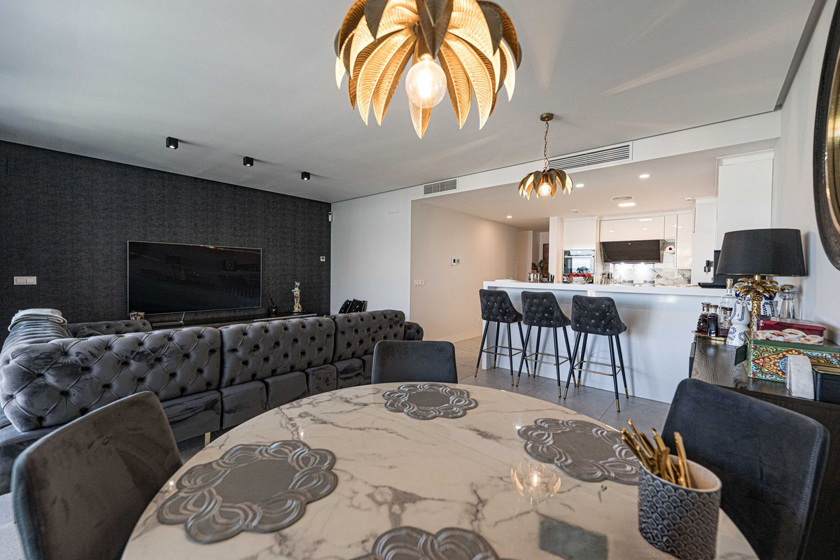 Appartement te koop in Cabopino | 3 slaapkamers H5476870