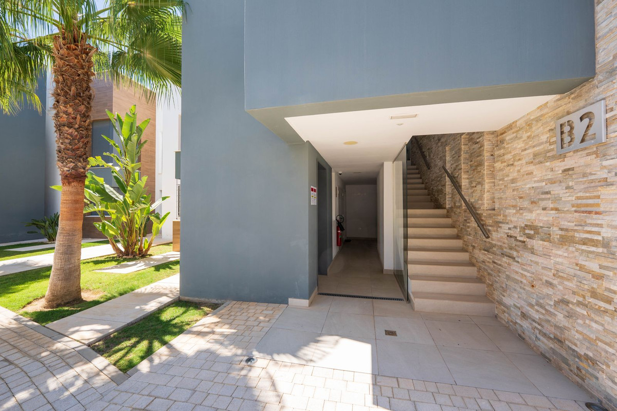 Appartement te koop in Cabopino | 3 slaapkamers H5476870