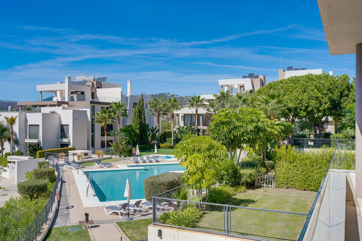 Appartement te koop in Cabopino | 2 slaapkamers H5498137