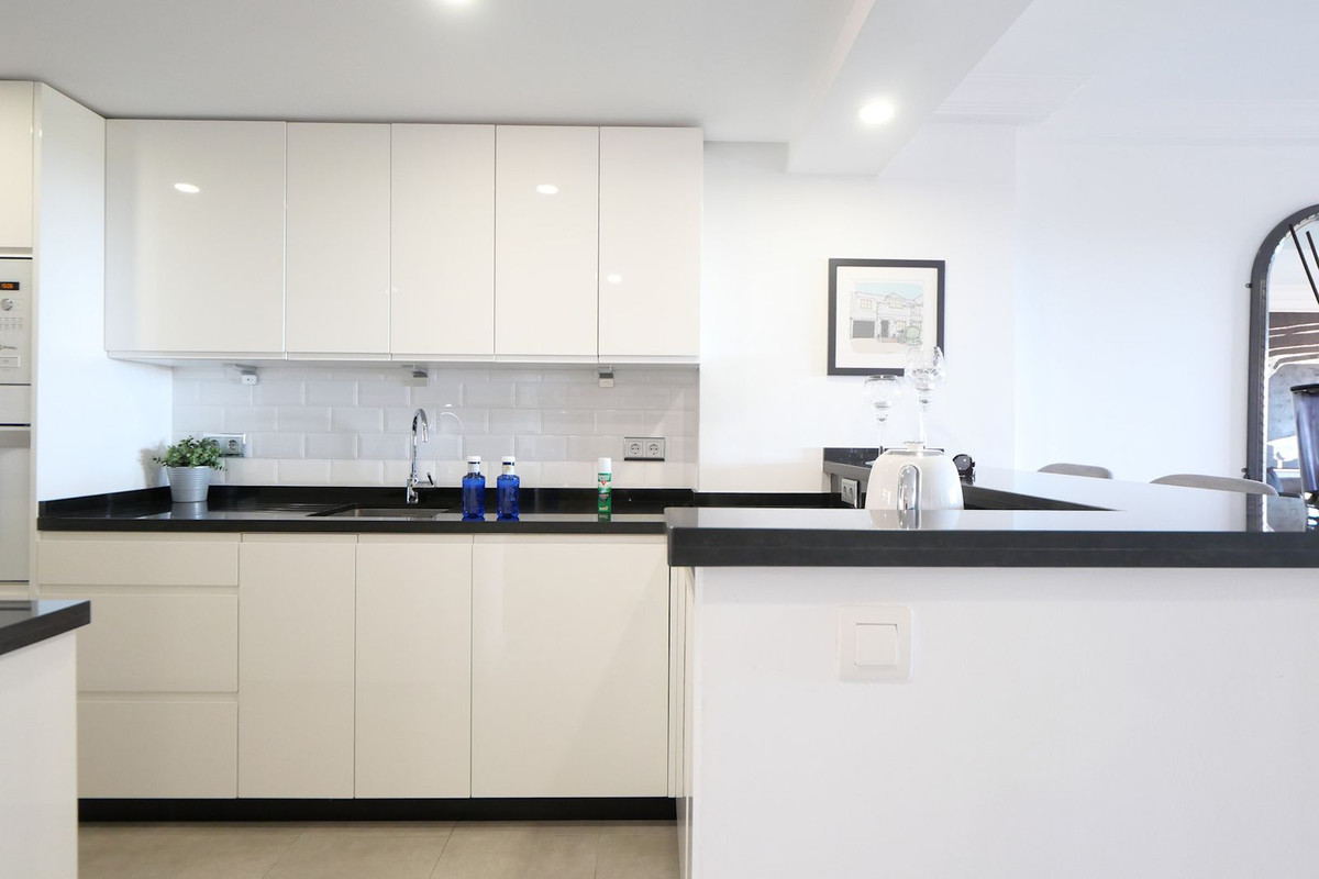 Appartement te koop in Cabopino | 2 slaapkamers H5502001