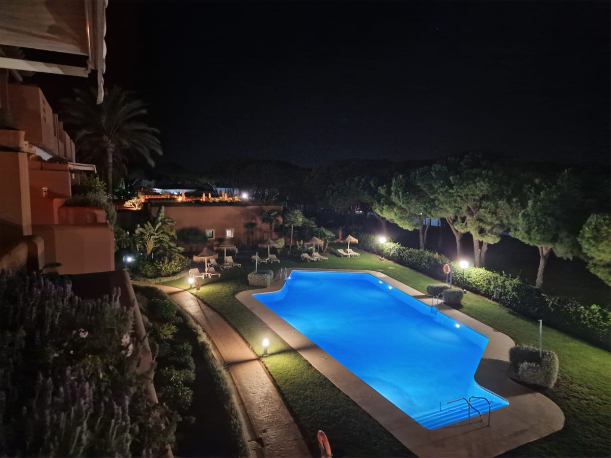 Appartement te koop in Cabopino | 2 slaapkamers H5502001