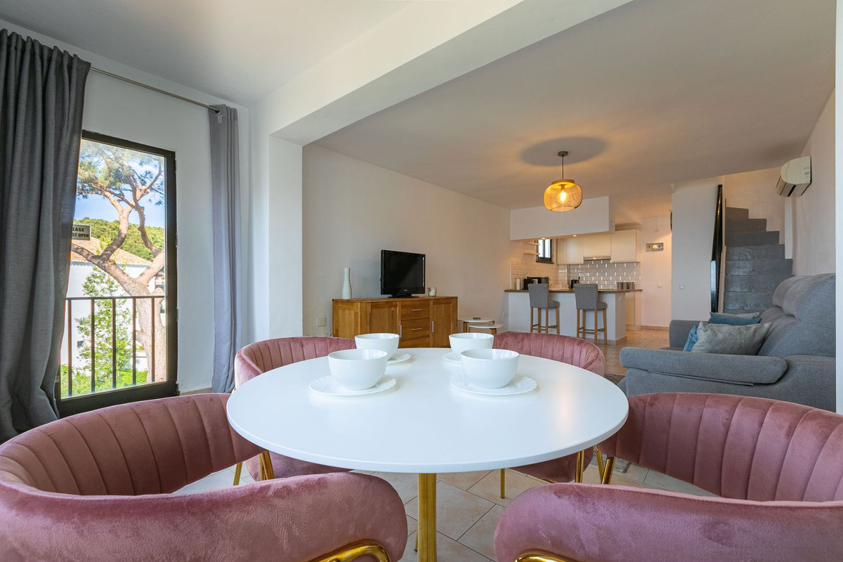 Duplex te koop in Calahonda | 1 slaapkamers H4260451