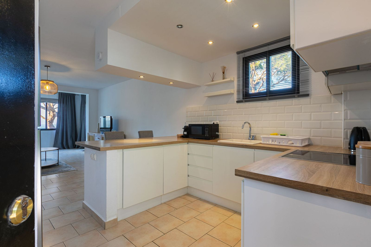 Duplex te koop in Calahonda | 1 slaapkamers H4260451