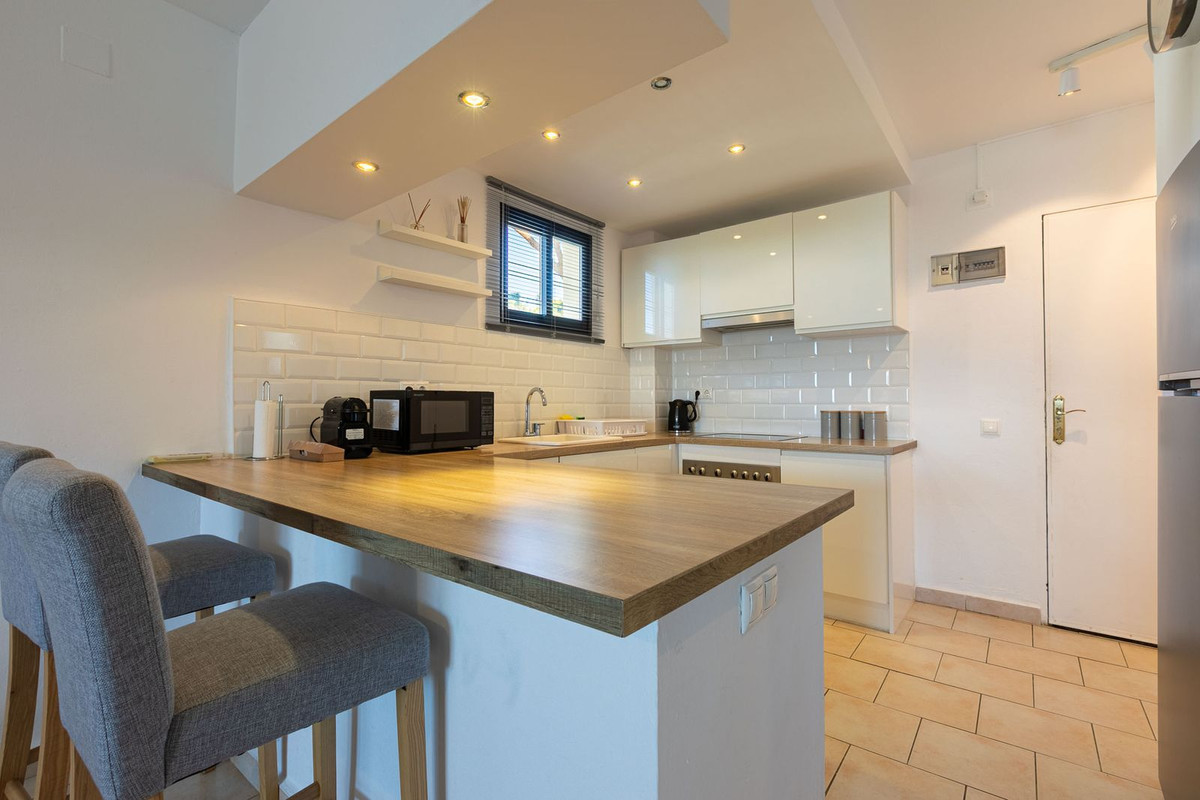 Duplex te koop in Calahonda | 1 slaapkamers H4260451