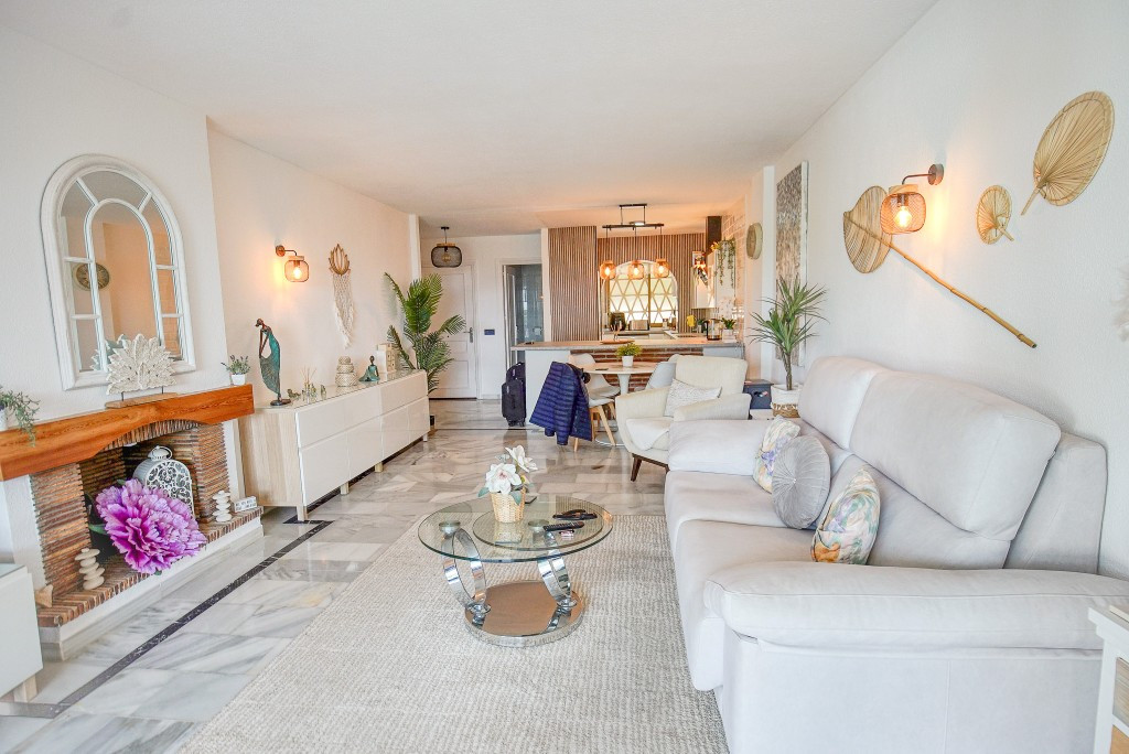 Begane grond appartement in Calahonda-11