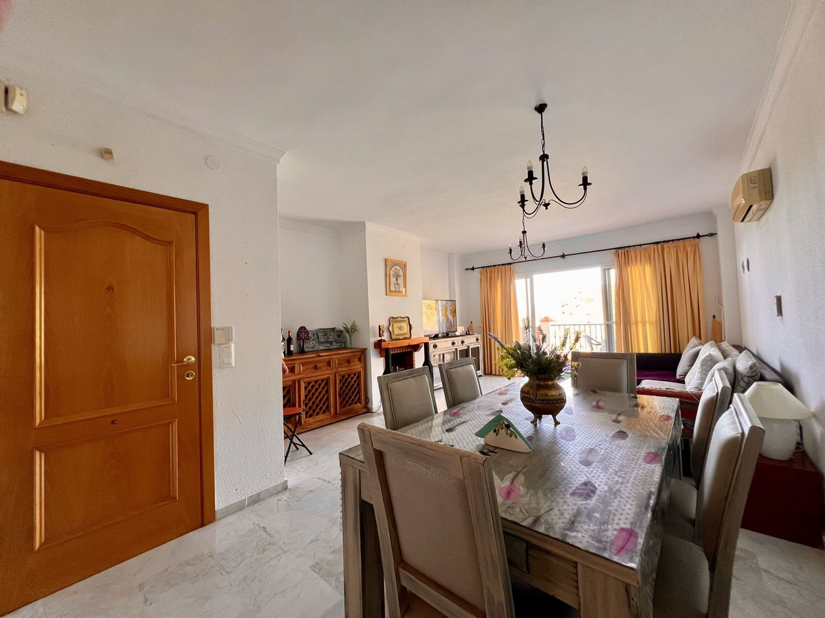 Tussenverdieping Appartement in Calahonda-8