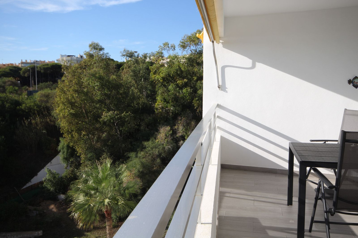 Appartement te koop in Calahonda | 0 slaapkamers H4857373