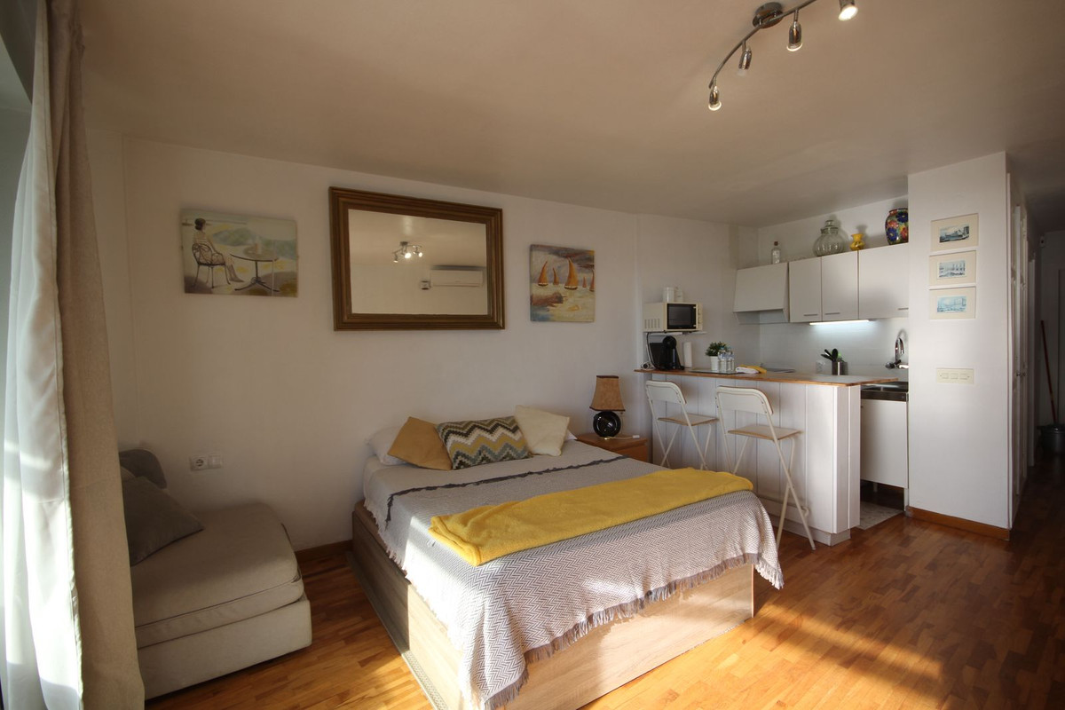 Appartement te koop in Calahonda | 0 slaapkamers H4857373