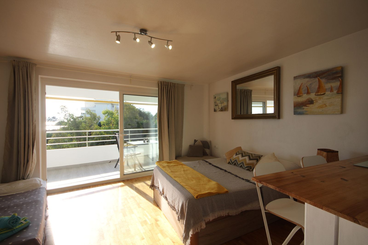 Appartement te koop in Calahonda | 0 slaapkamers H4857373