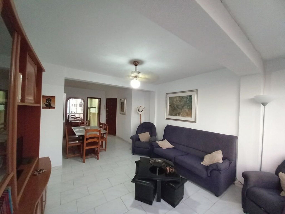 Tussenverdieping Appartement in Calahonda-6