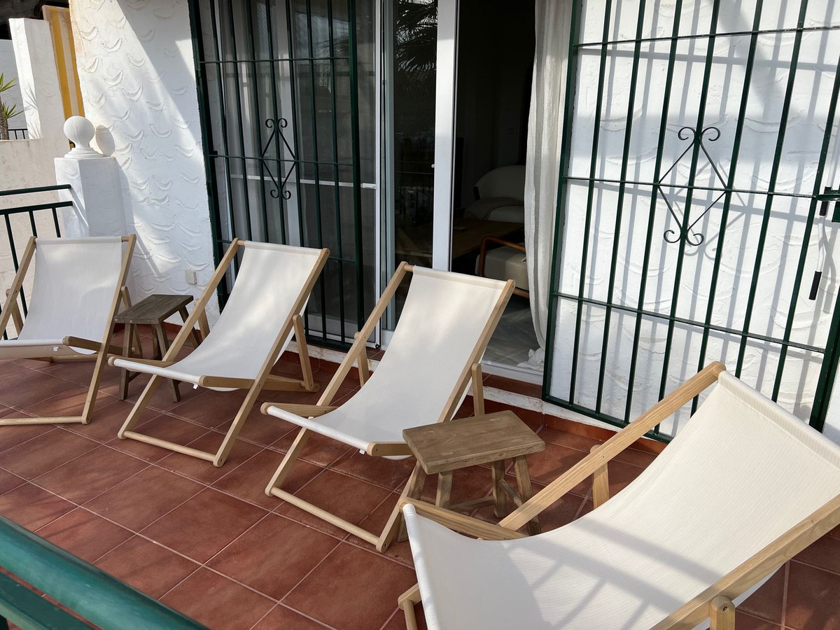 Tussenverdieping Appartement in Calahonda-14