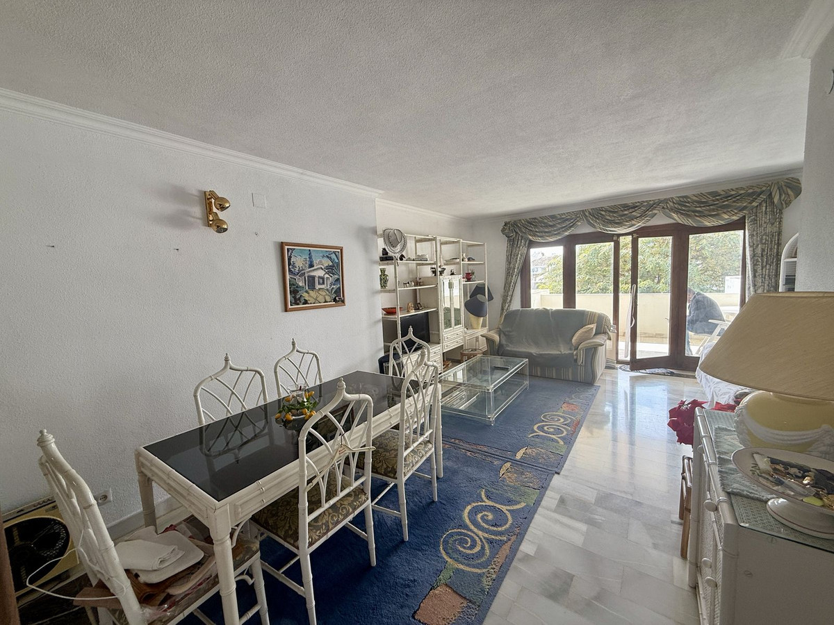 Tussenverdieping Appartement in Calahonda-8