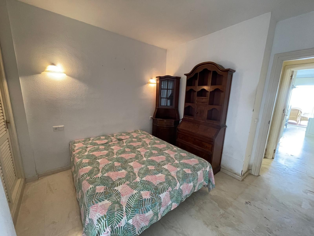 Tussenverdieping Appartement in Calahonda-15