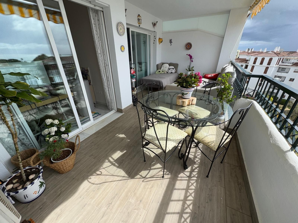 Bovenverdieping Appartement in Calahonda-2