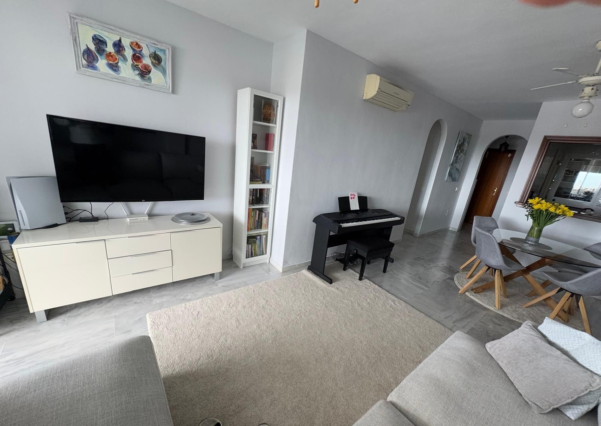 Bovenverdieping Appartement in Calahonda-8