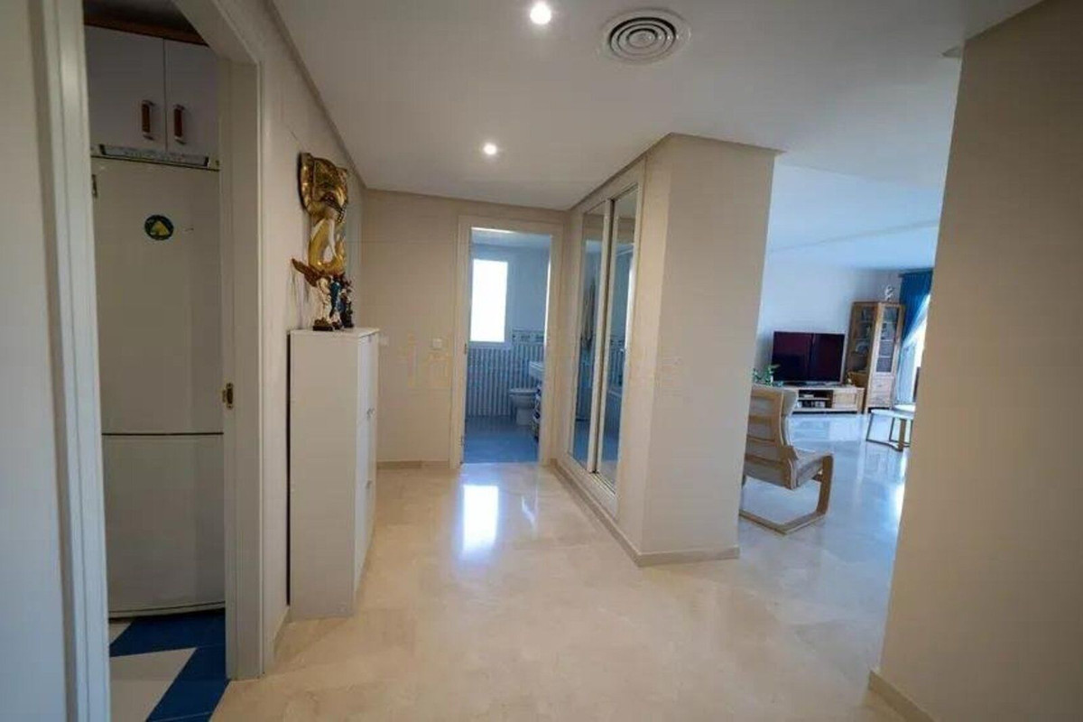 Appartement te koop in Calahonda | 2 slaapkamers H5016934