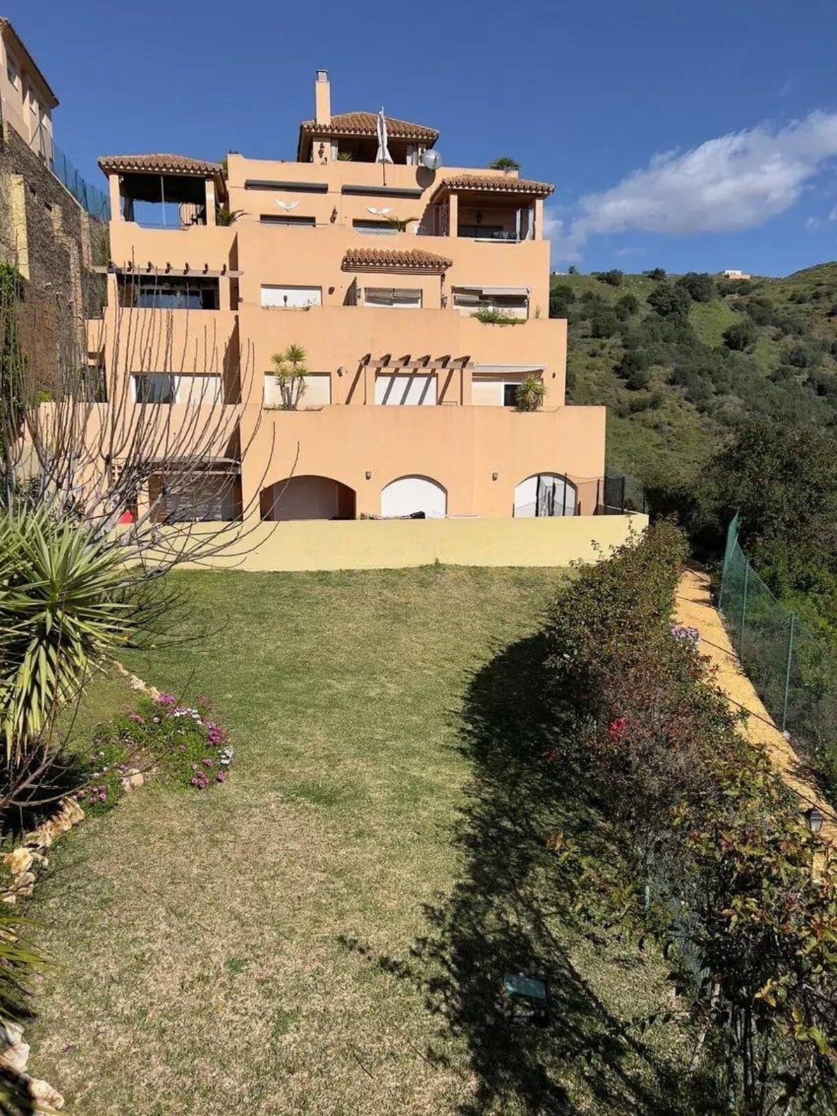 Appartement te koop in Calahonda | 2 slaapkamers H5016934