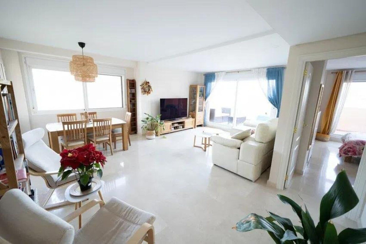Appartement te koop in Calahonda | 2 slaapkamers H5016934