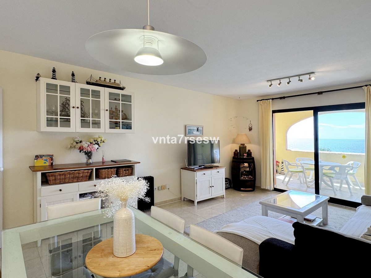 Bovenverdieping Appartement in Calahonda-14