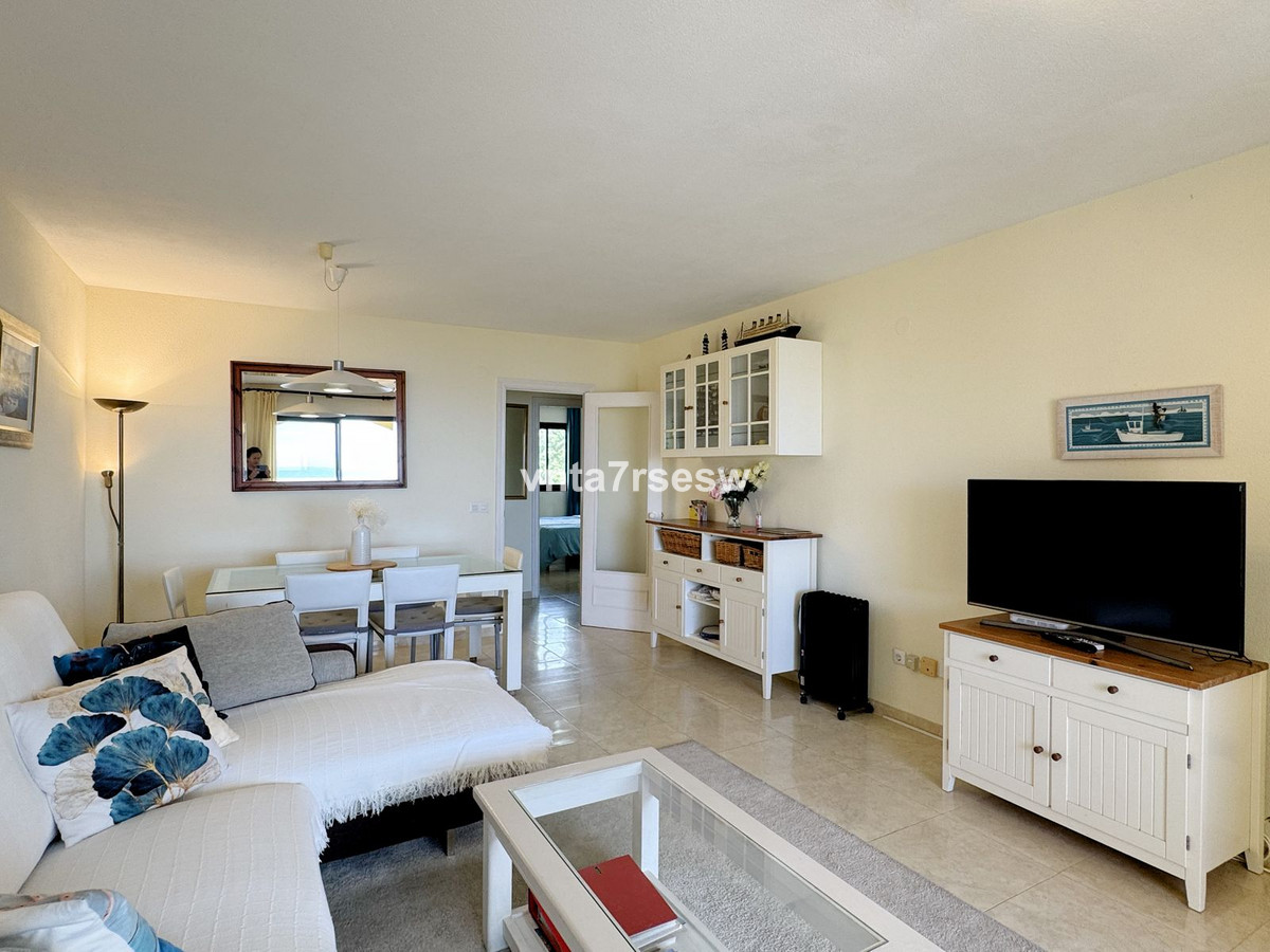 Bovenverdieping Appartement in Calahonda-15