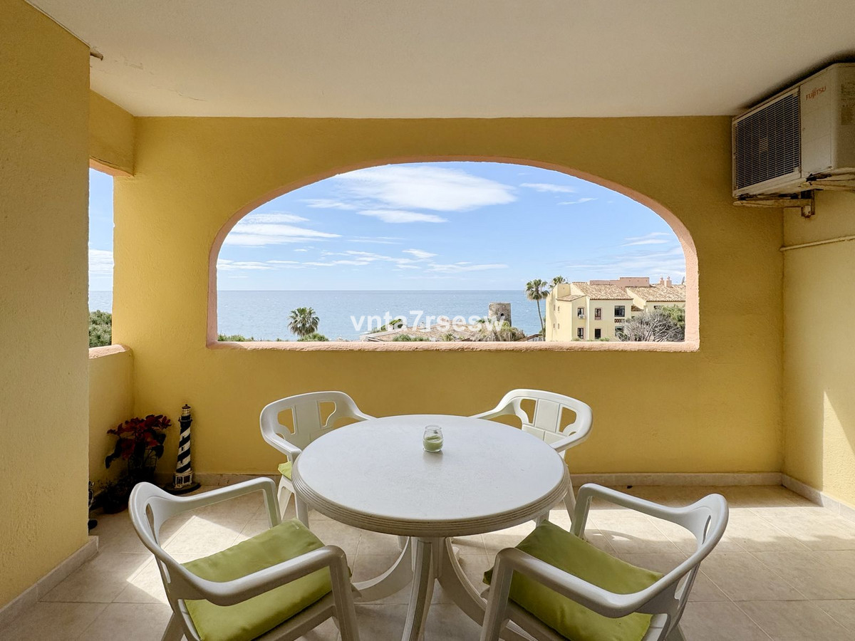 Bovenverdieping Appartement in Calahonda-2