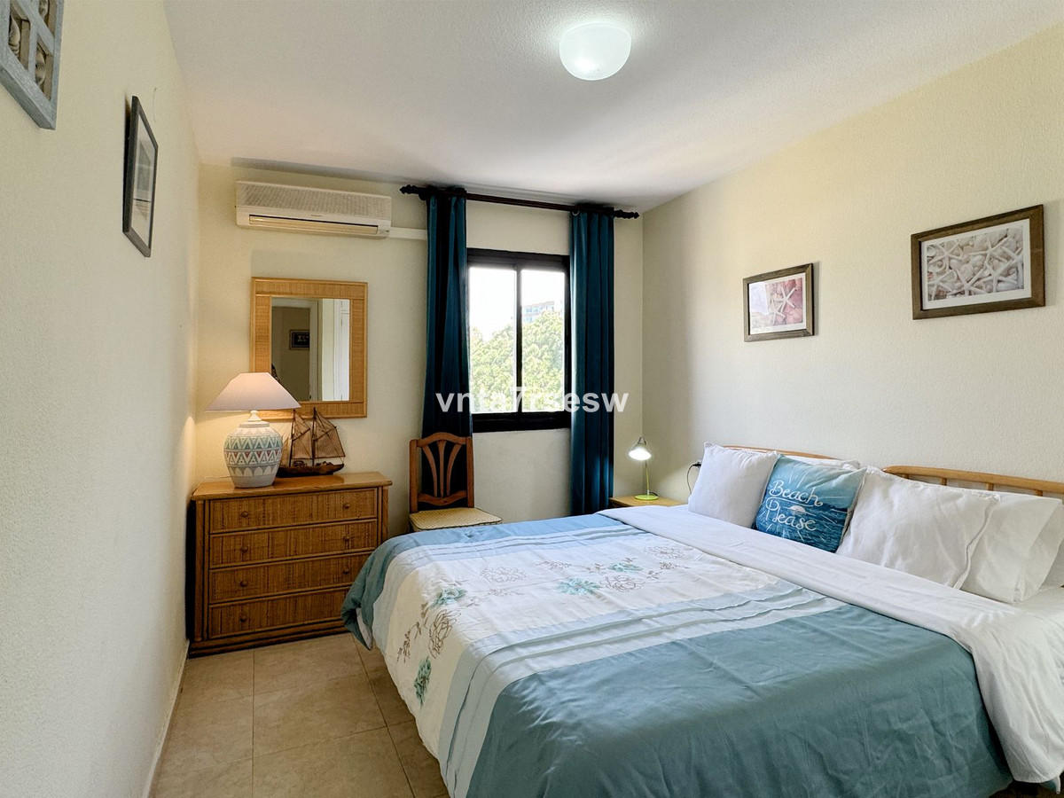 Bovenverdieping Appartement in Calahonda-23