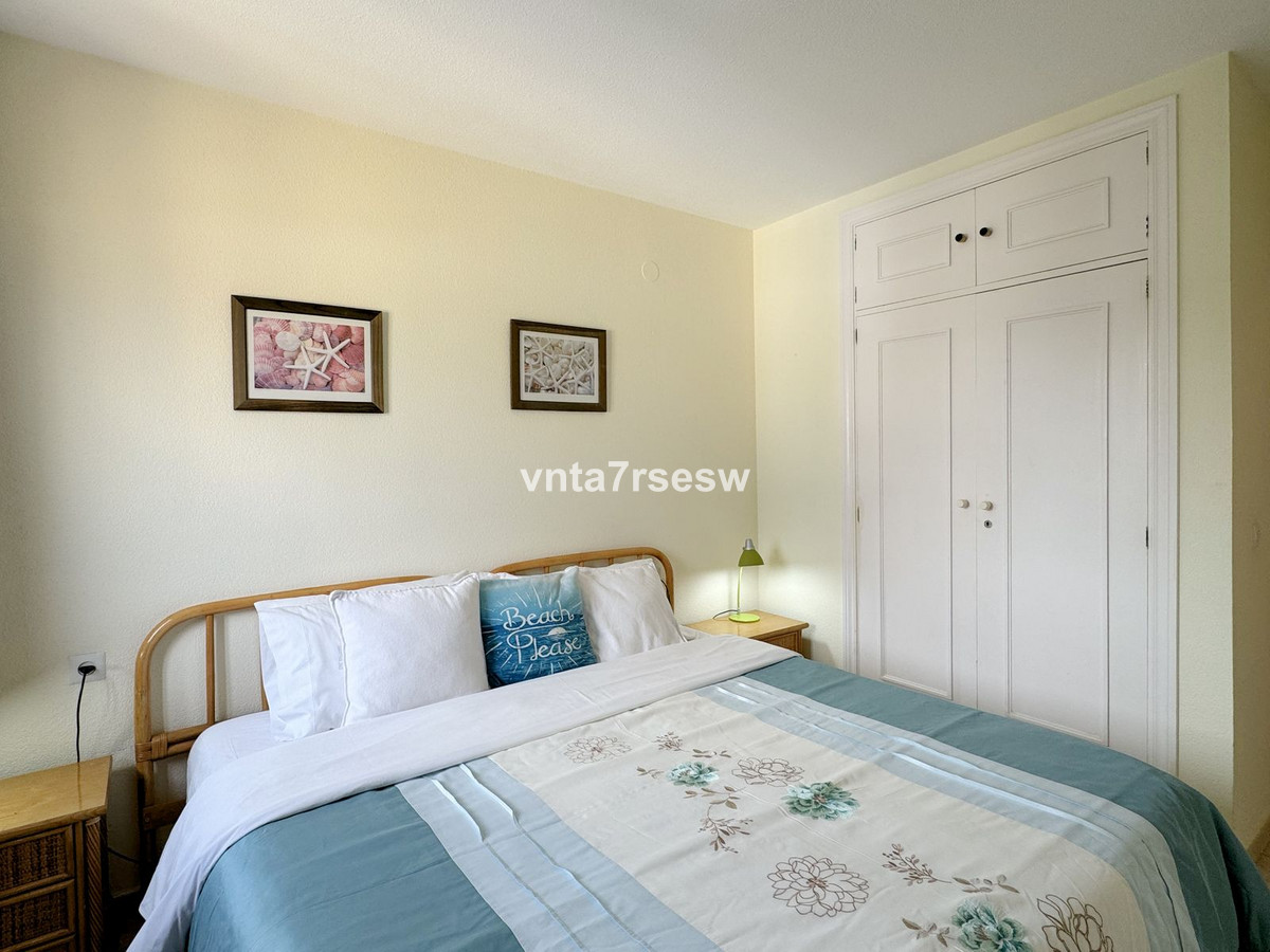 Bovenverdieping Appartement in Calahonda-24