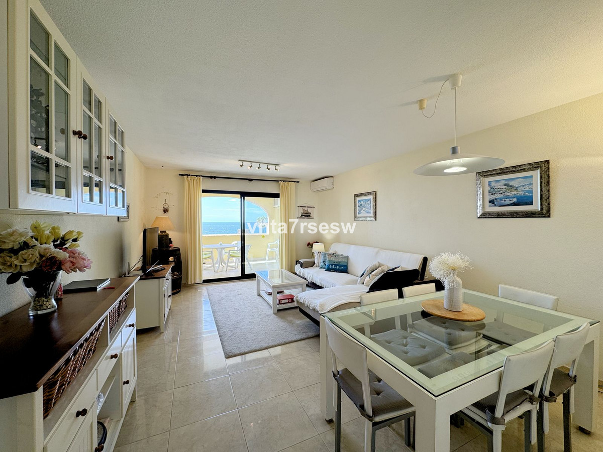 Bovenverdieping Appartement in Calahonda-3