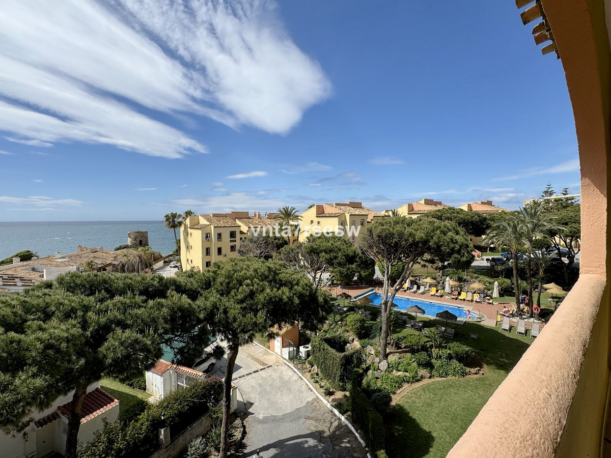 Bovenverdieping Appartement in Calahonda-6