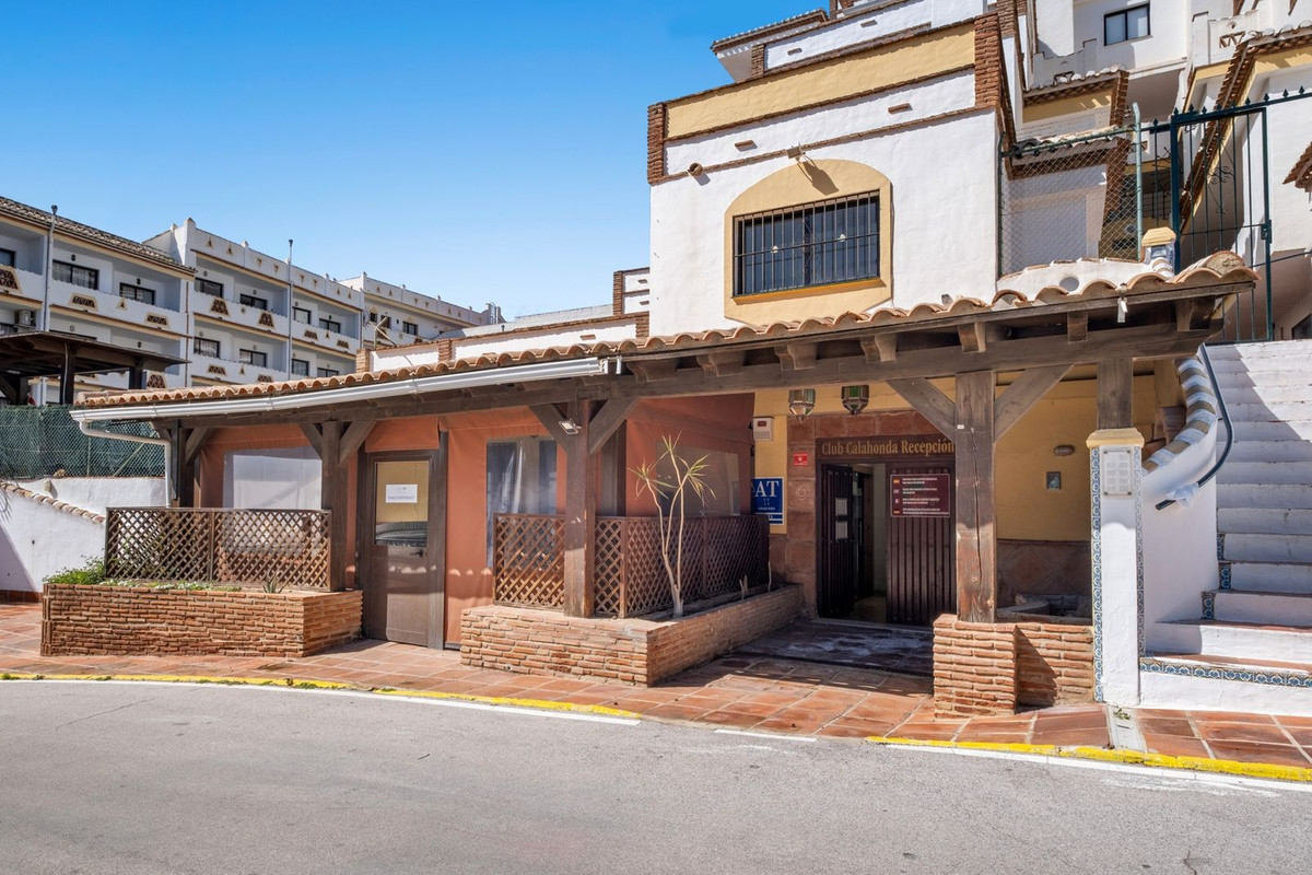 Appartement te koop in Calahonda | 0 slaapkamers H5036314