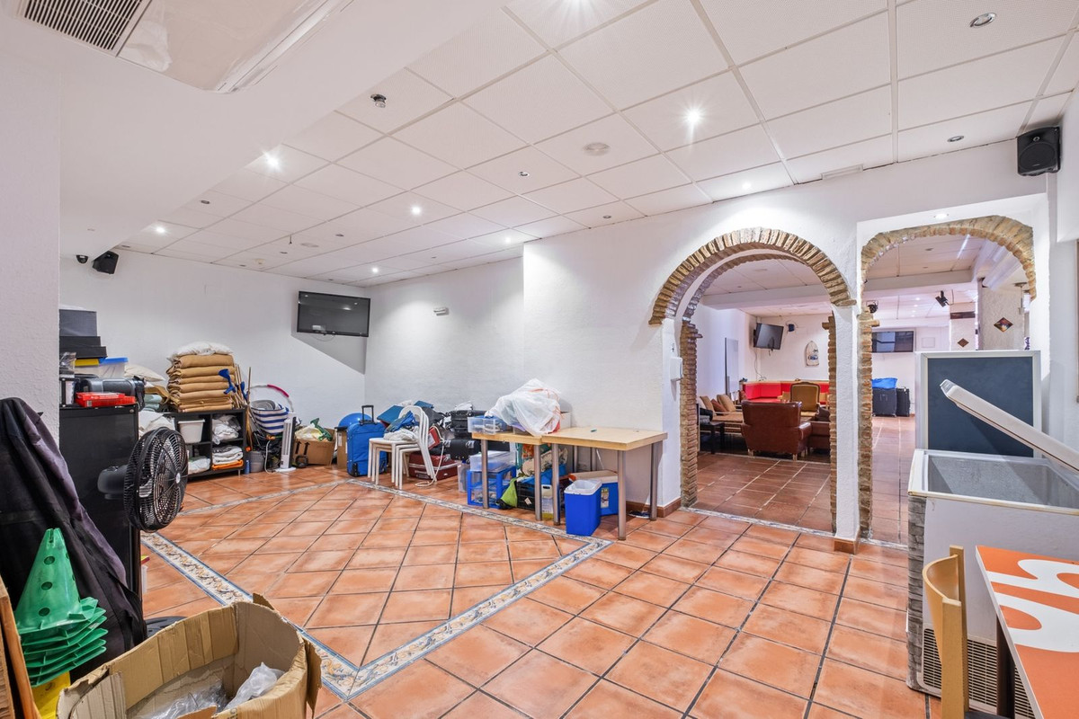 Appartement te koop in Calahonda | 0 slaapkamers H5036314