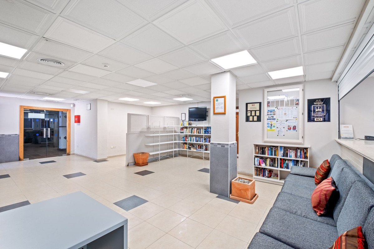 Appartement te koop in Calahonda | 0 slaapkamers H5036314