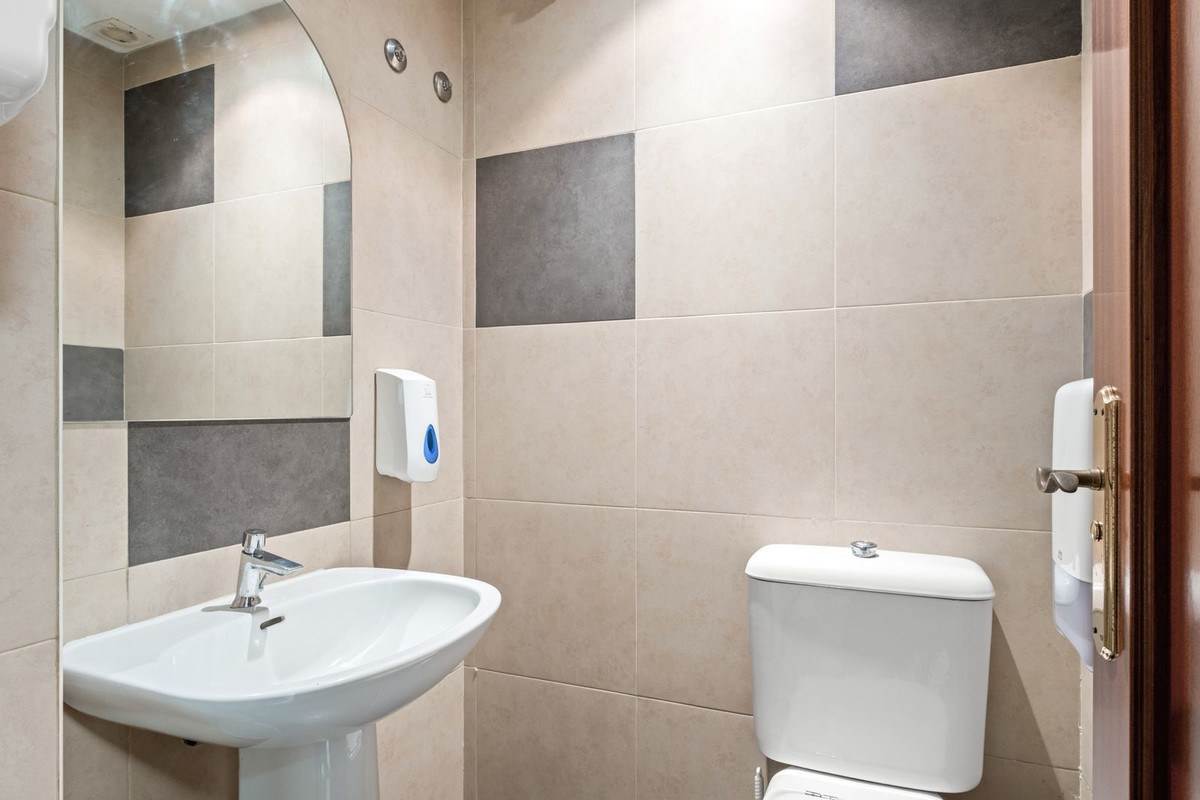 Appartement te koop in Calahonda | 0 slaapkamers H5036314