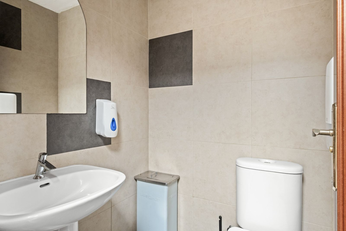 Appartement te koop in Calahonda | 0 slaapkamers H5036314
