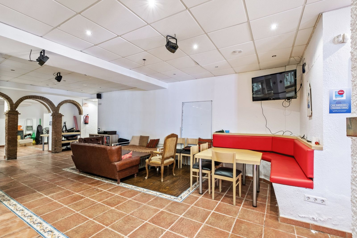 Appartement te koop in Calahonda | 0 slaapkamers H5036314