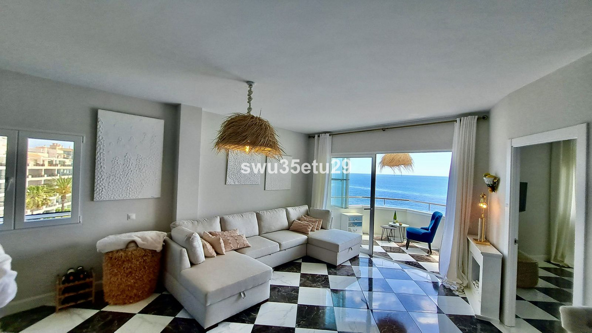 Tussenverdieping Appartement in Calahonda-5