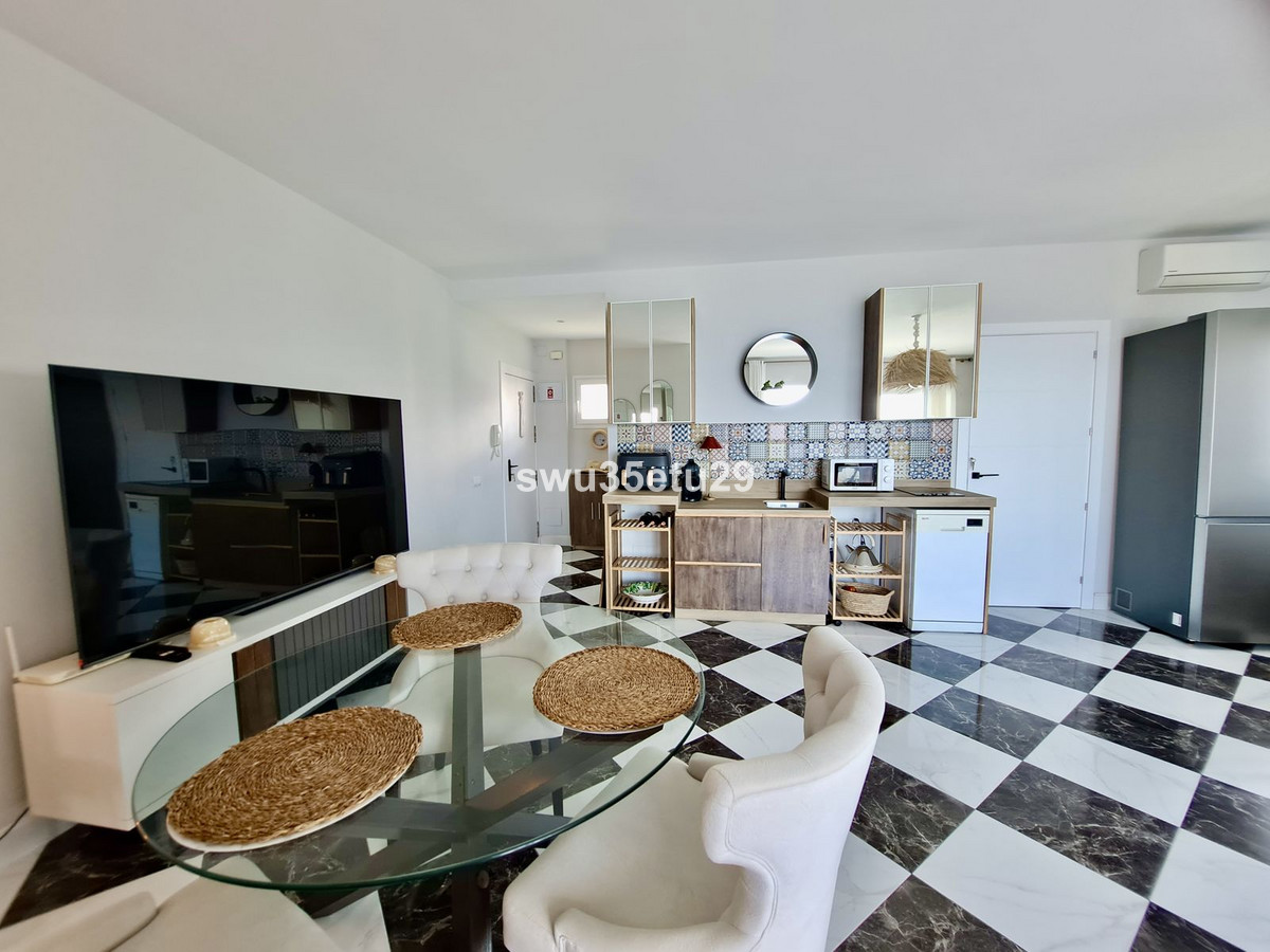 Tussenverdieping Appartement in Calahonda-9