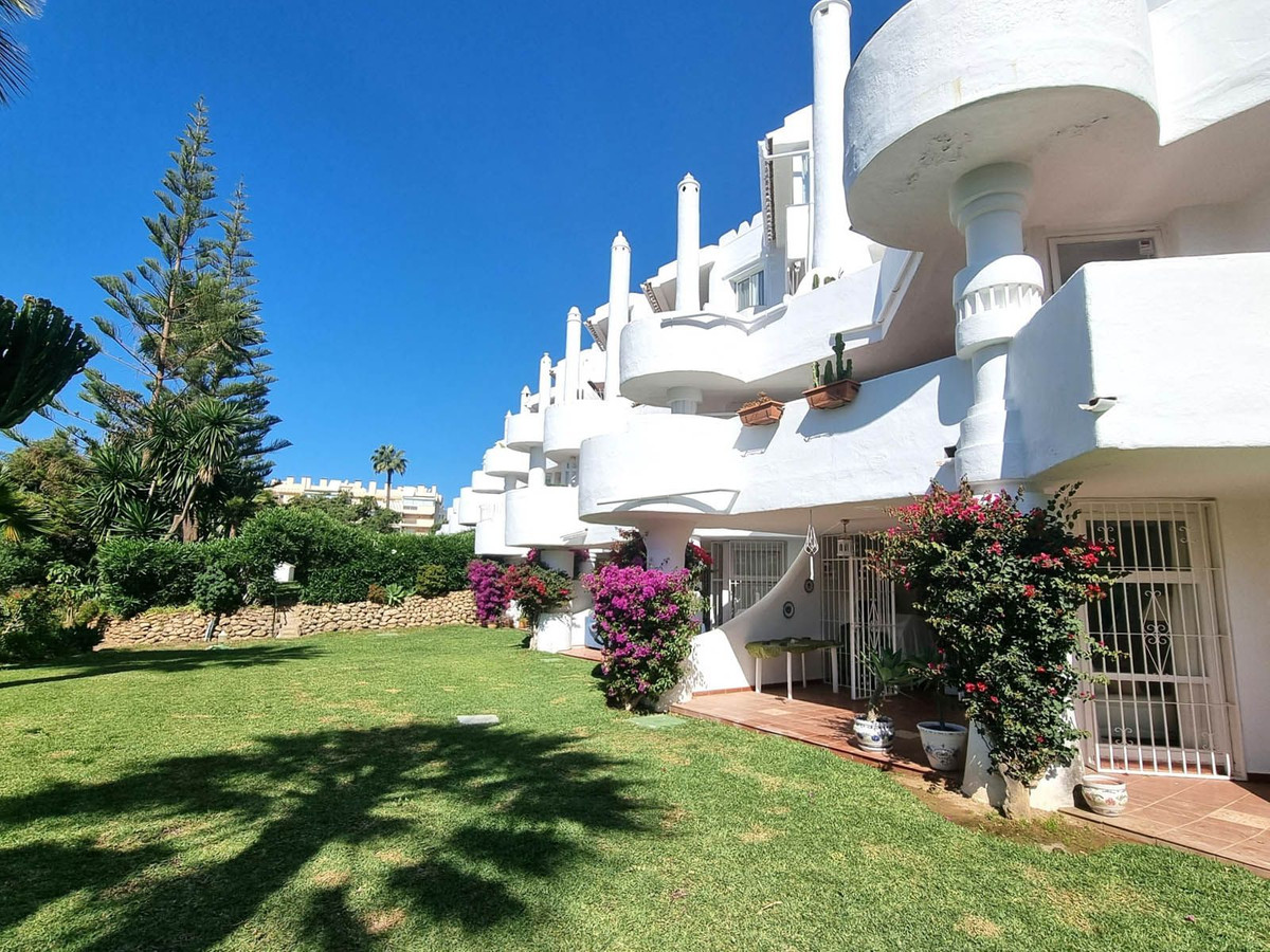 Begane grond appartement in Calahonda-10