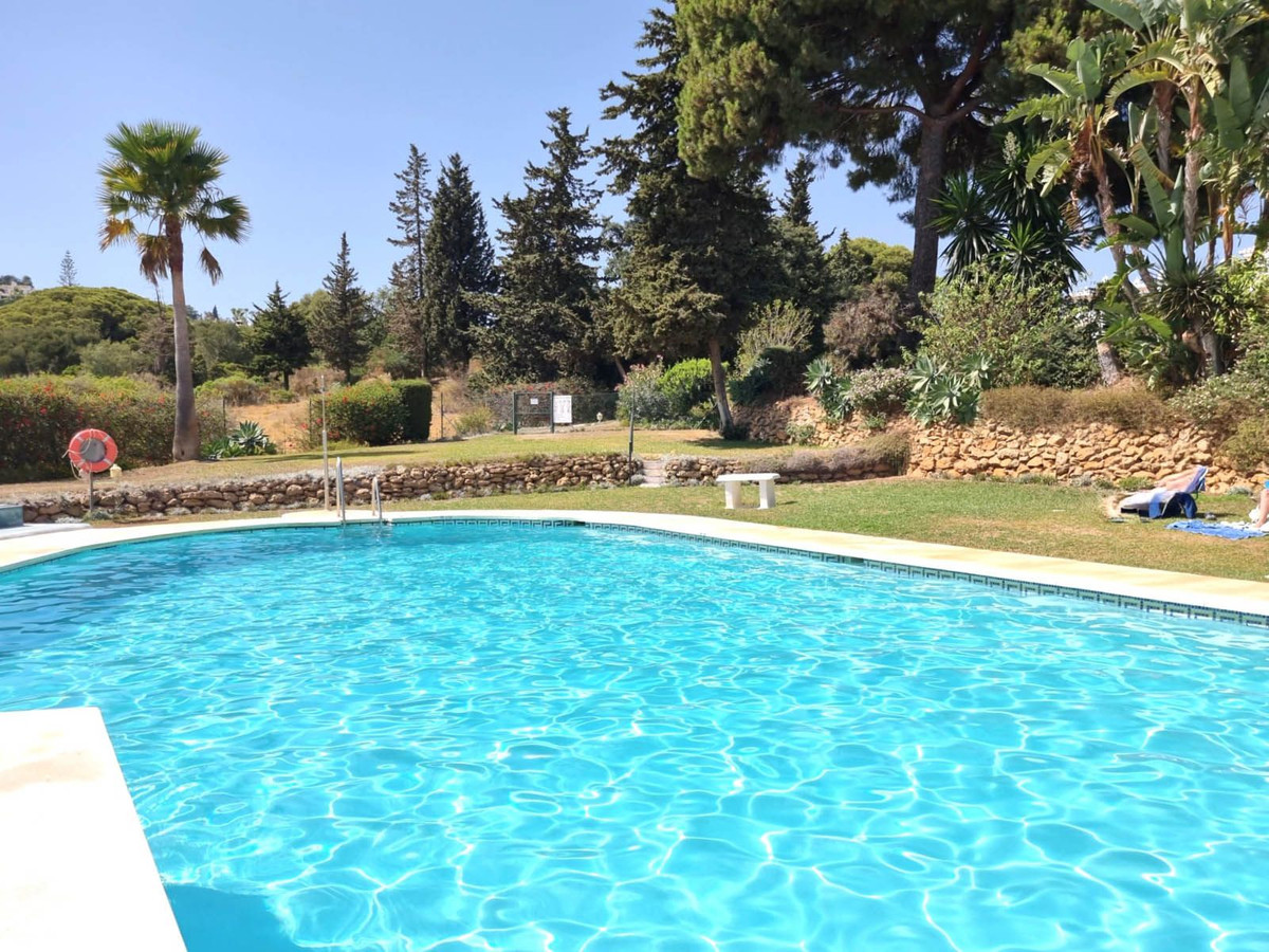 Begane grond appartement in Calahonda-13