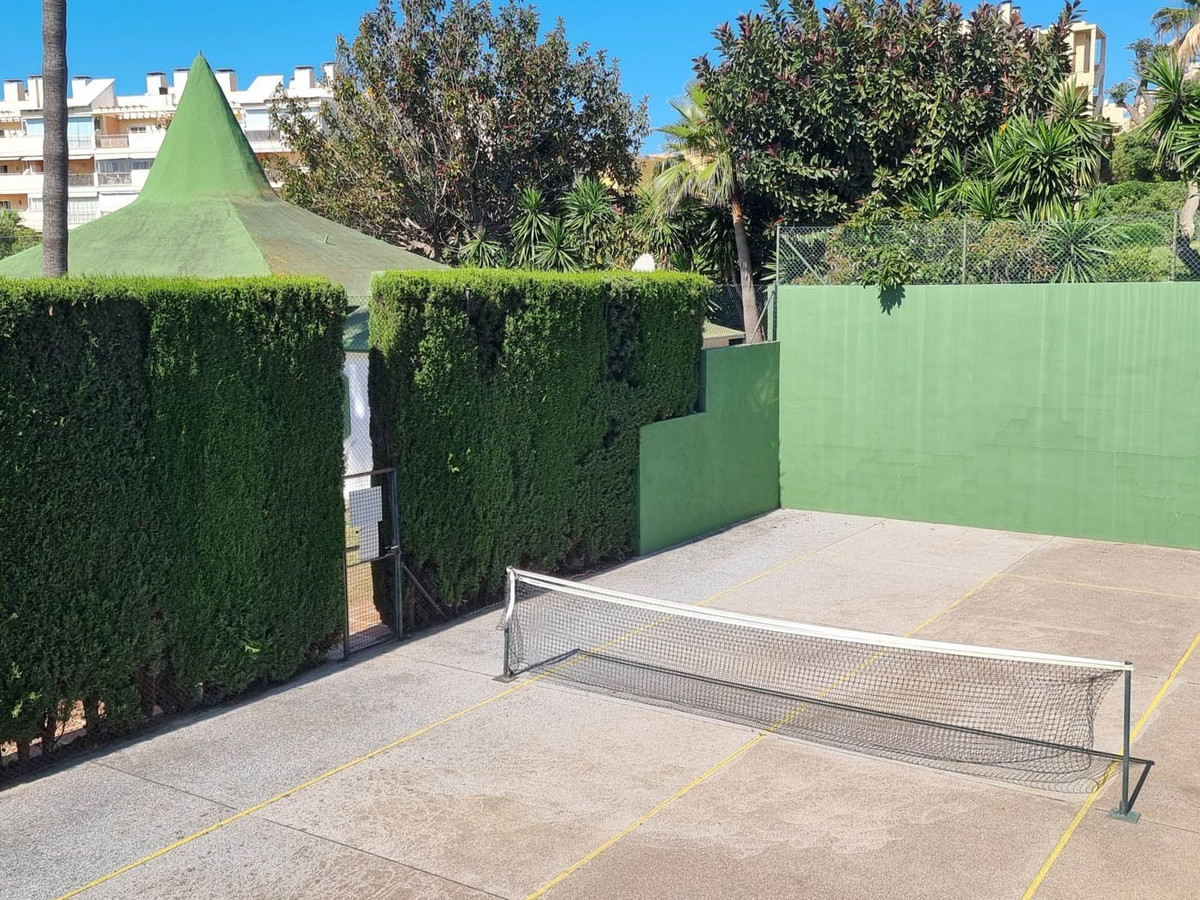 Begane grond appartement in Calahonda-14