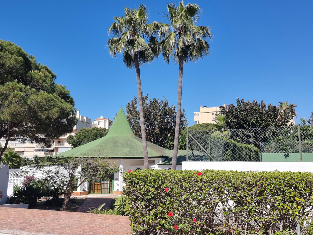 Begane grond appartement in Calahonda-15