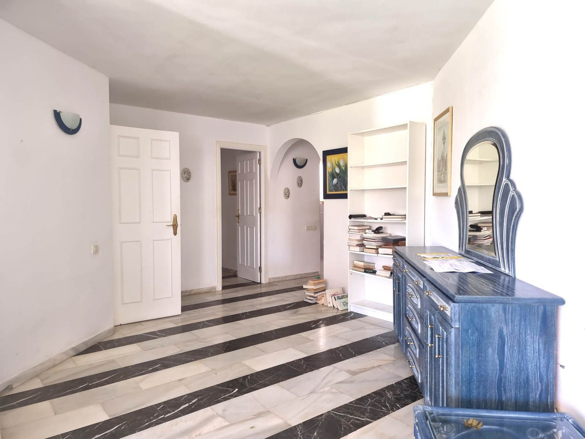 Begane grond appartement in Calahonda-4