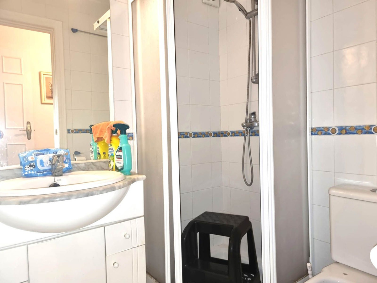 Begane grond appartement in Calahonda-8