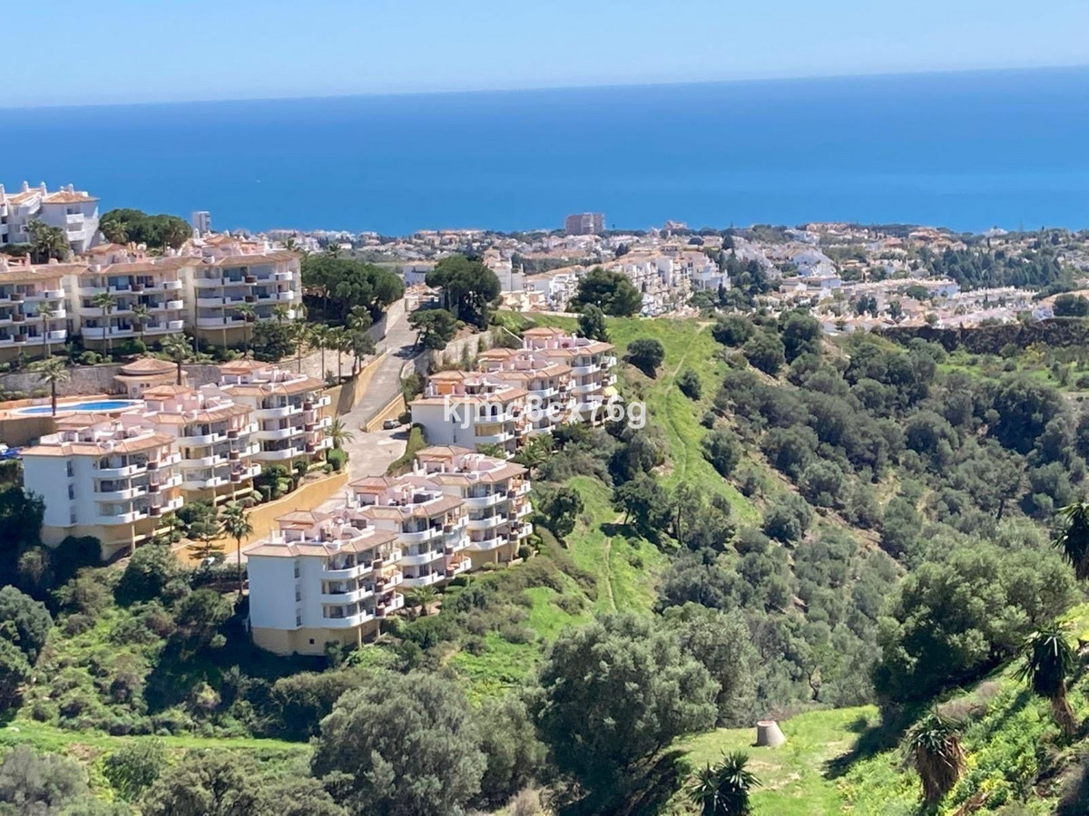 Duplex te koop in Calahonda | 2 slaapkamers H5045614