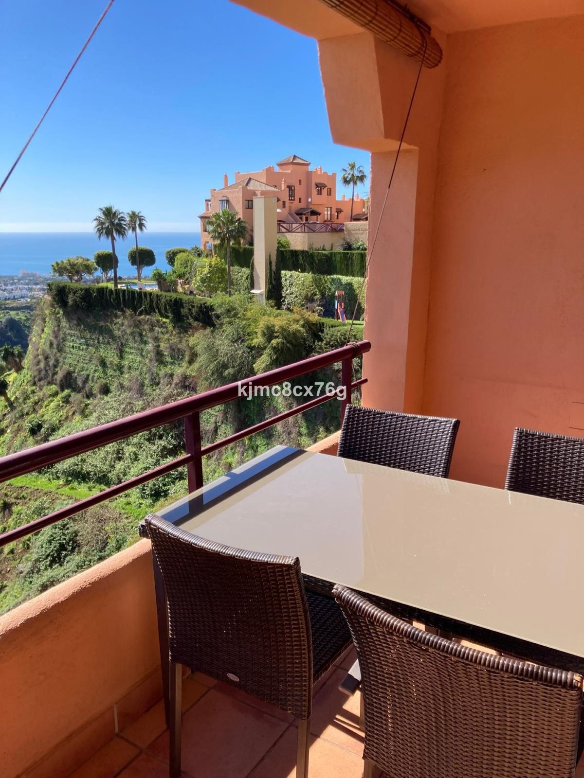 Duplex te koop in Calahonda | 2 slaapkamers H5045614